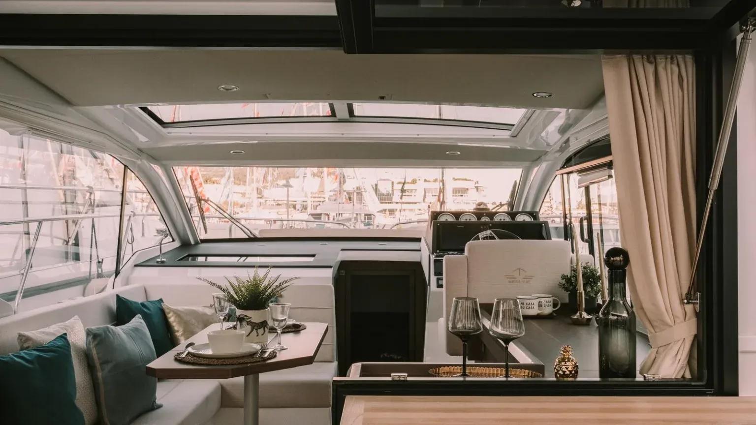 Dekoracje z Targów w Cannes webp 9